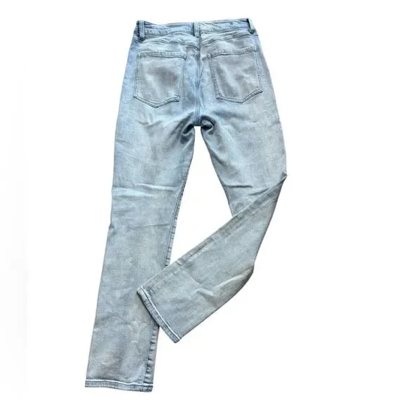 CAbi Higher Straight Light-Wash Jeans - Picture 3 of 8